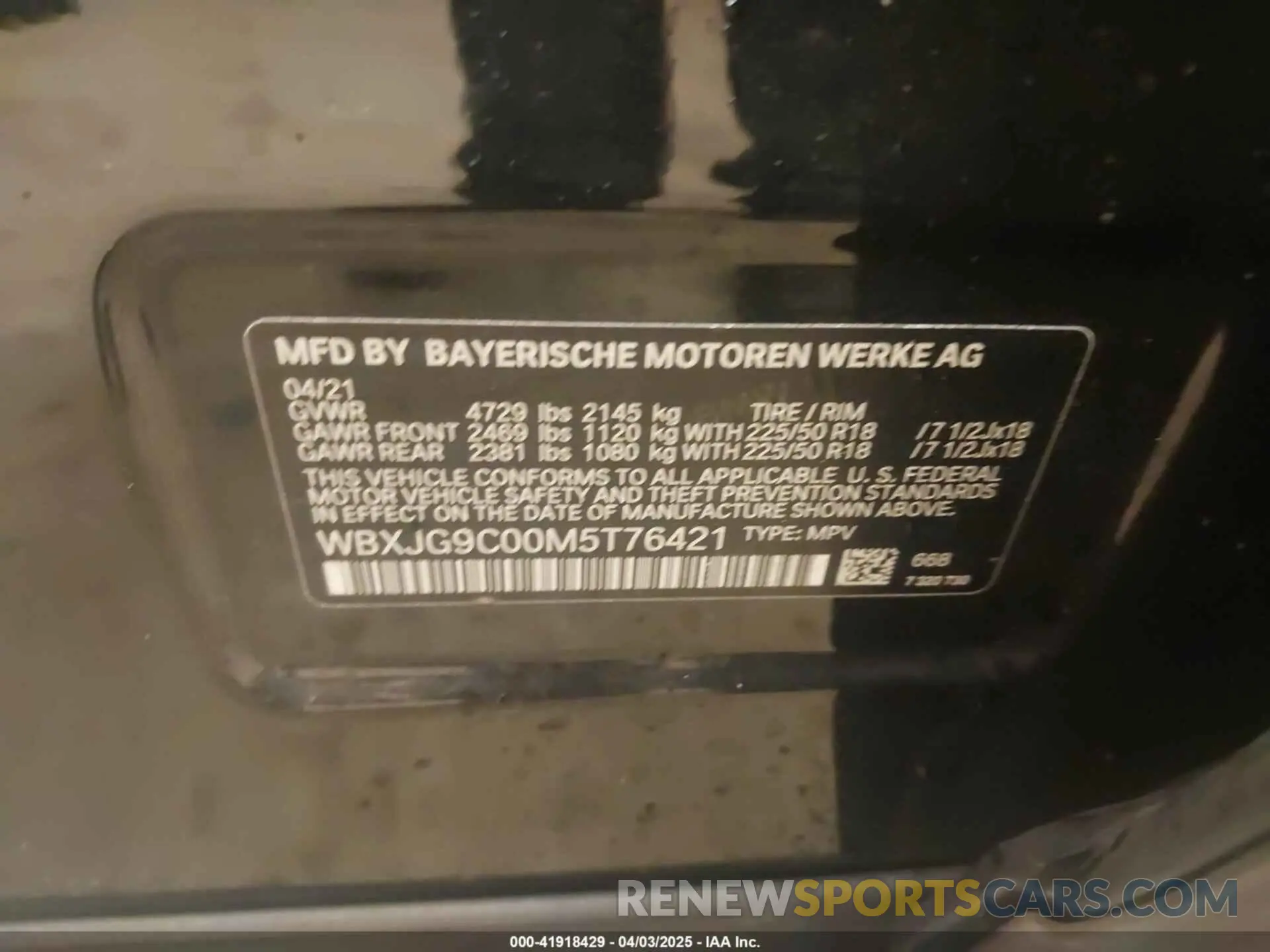 9 Photograph of a damaged car WBXJG9C00M5T76421 BMW X1 2021