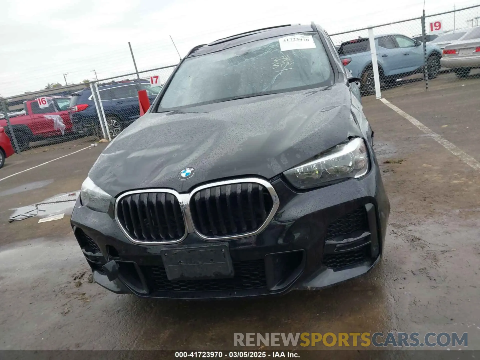 12 Photograph of a damaged car WBXJG9C01M3M71033 BMW X1 2021