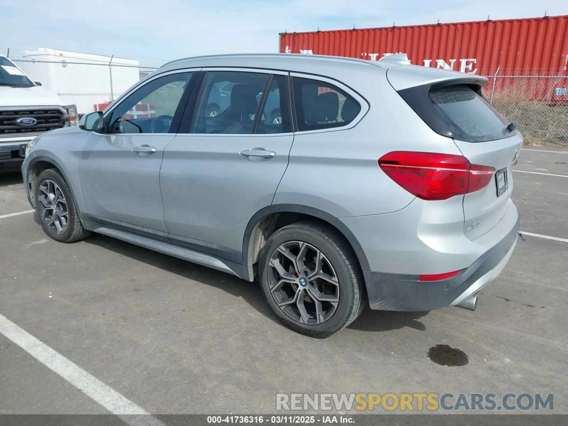 3 Photograph of a damaged car WBXJG9C02M5S26553 BMW X1 2021