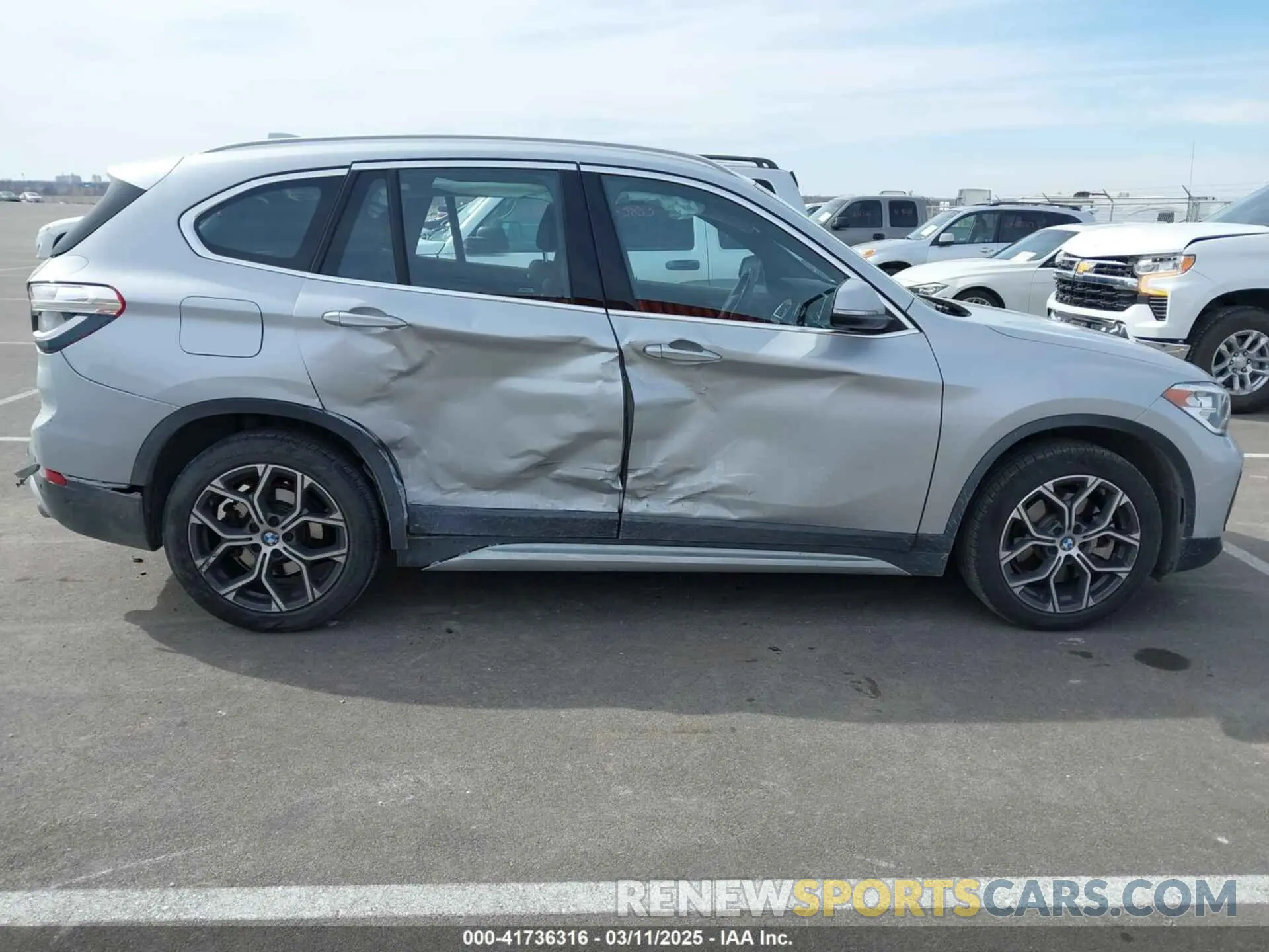 6 Photograph of a damaged car WBXJG9C02M5S26553 BMW X1 2021