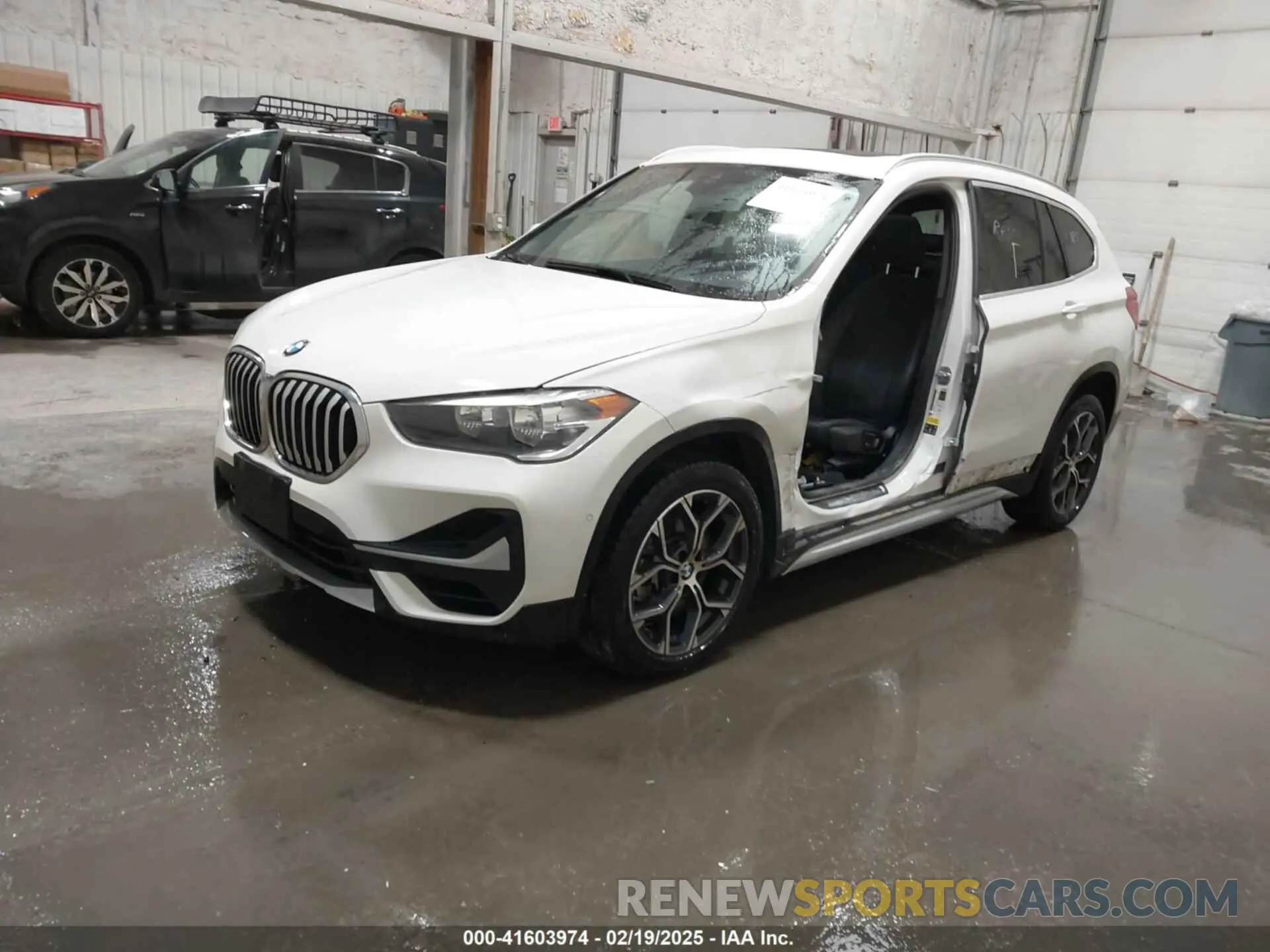 2 Photograph of a damaged car WBXJG9C03M5T23289 BMW X1 2021