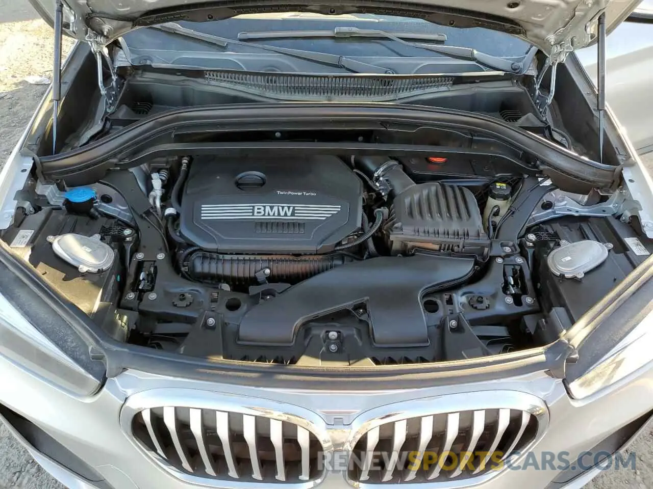 12 Photograph of a damaged car WBXJG9C03M5T73948 BMW X1 2021