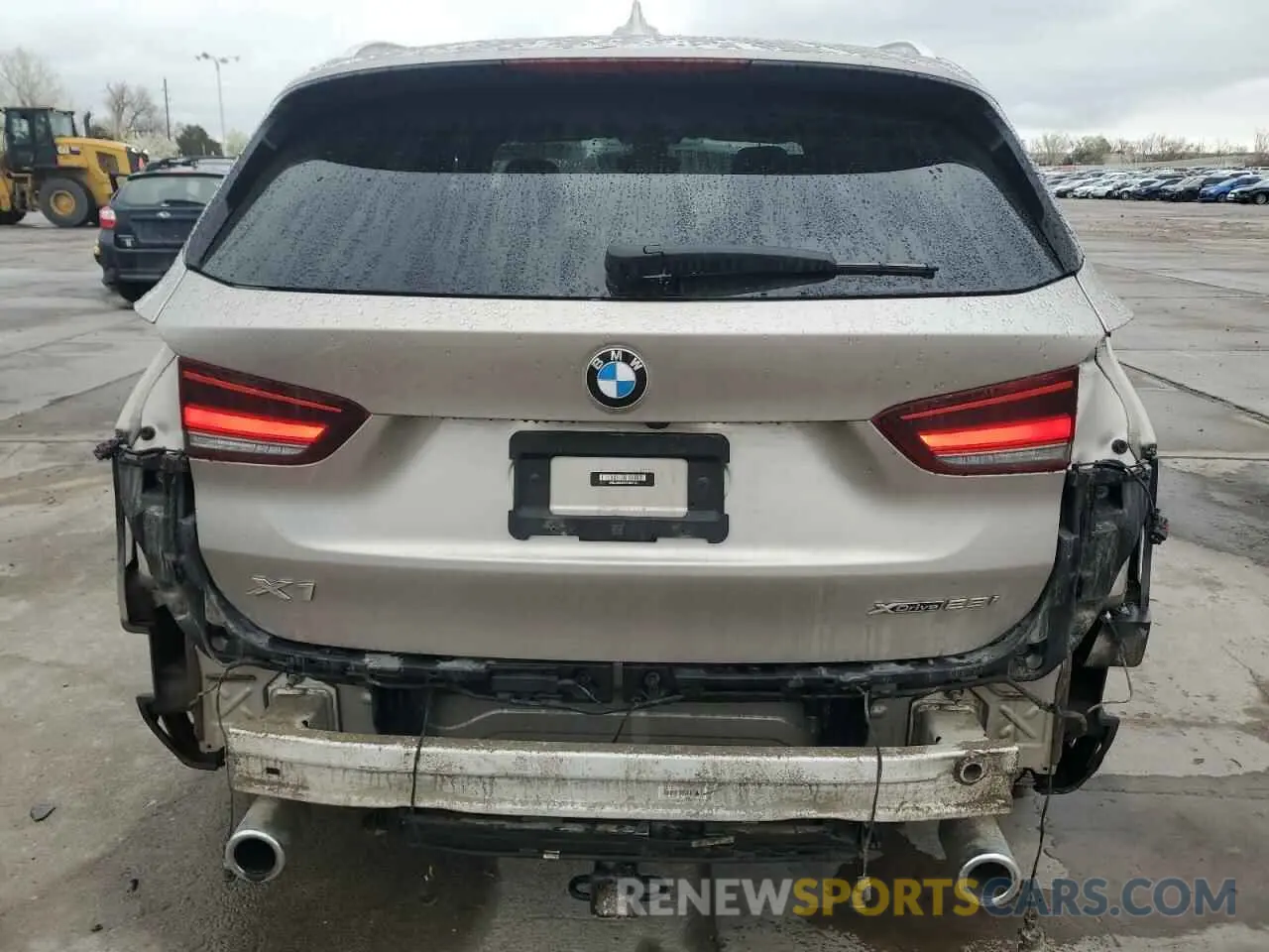 6 Photograph of a damaged car WBXJG9C03M5U47126 BMW X1 2021