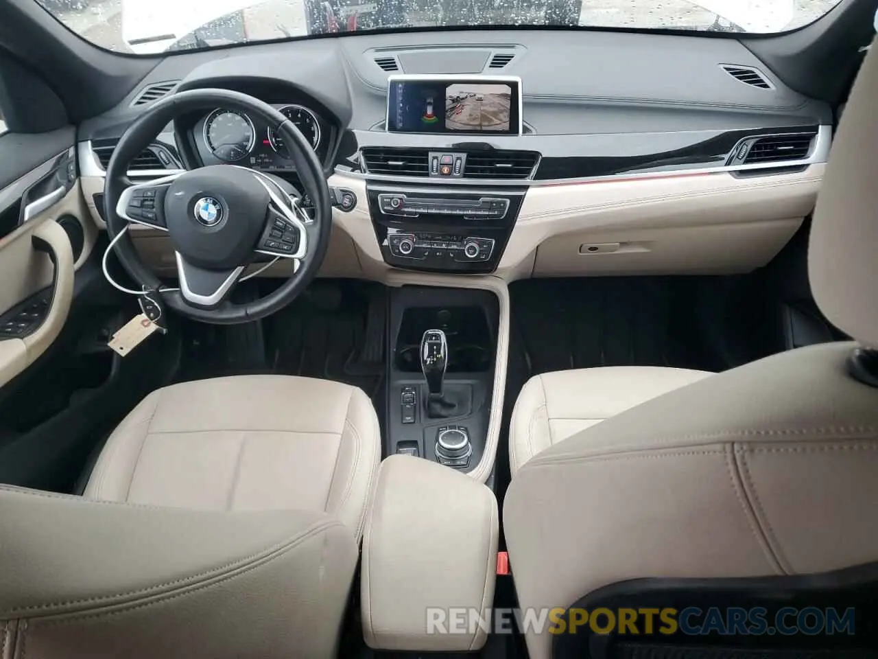 8 Photograph of a damaged car WBXJG9C03M5U47126 BMW X1 2021