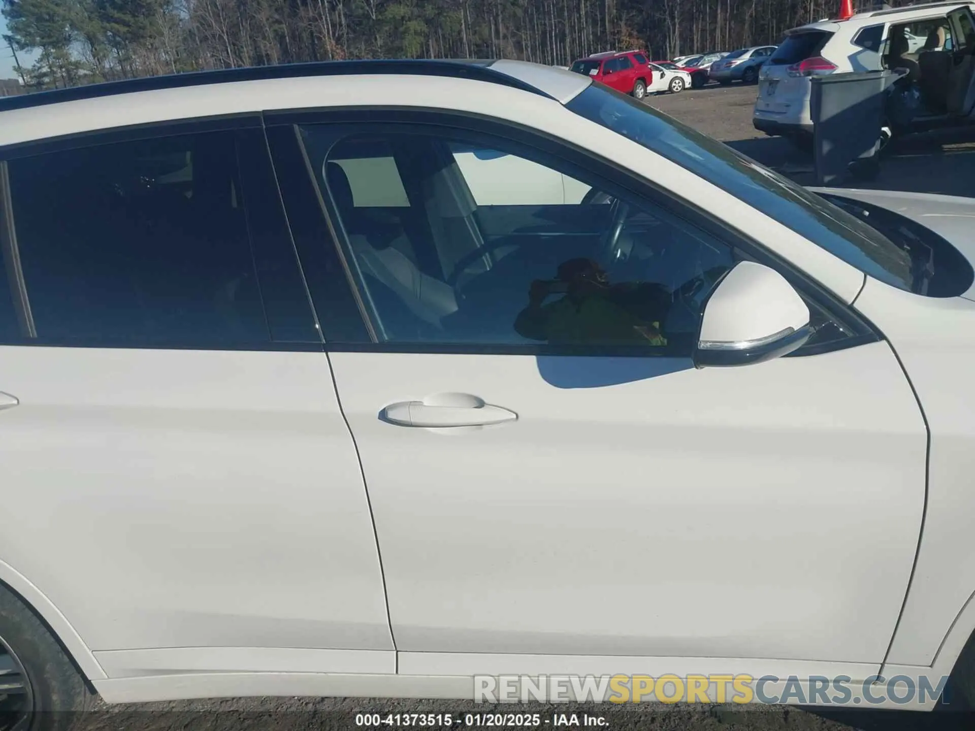 13 Photograph of a damaged car WBXJG9C04M5S84454 BMW X1 2021