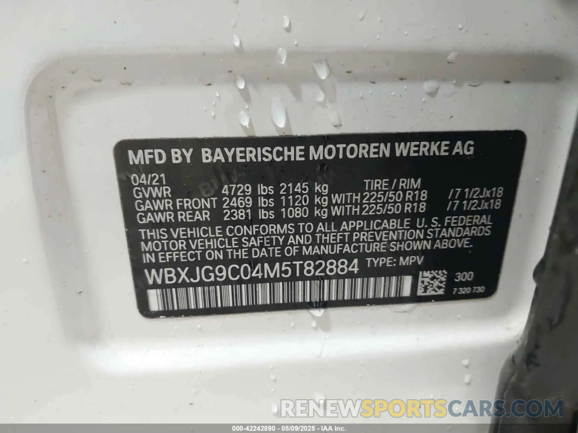 9 Photograph of a damaged car WBXJG9C04M5T82884 BMW X1 2021