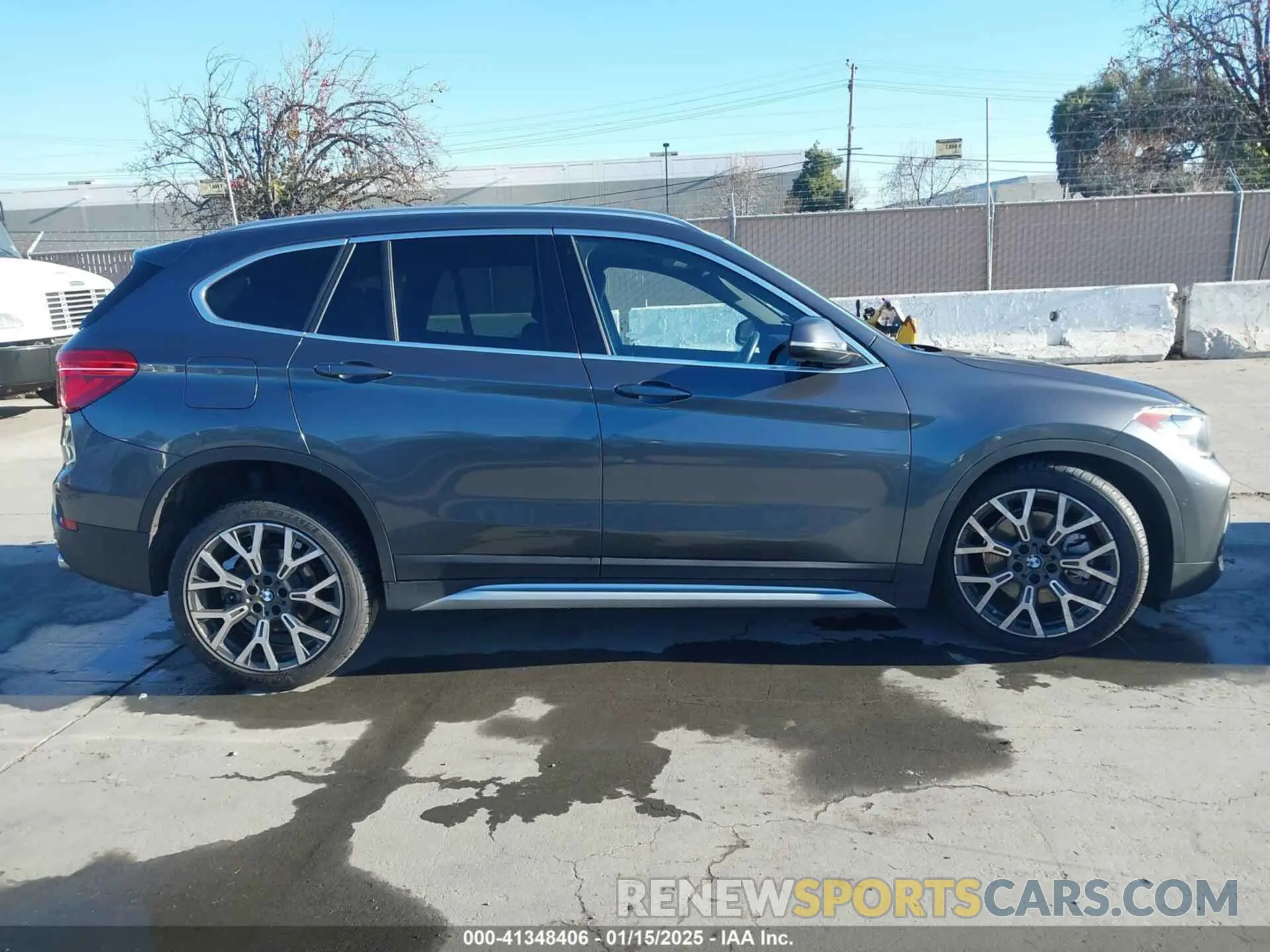 13 Photograph of a damaged car WBXJG9C05M5S41192 BMW X1 2021