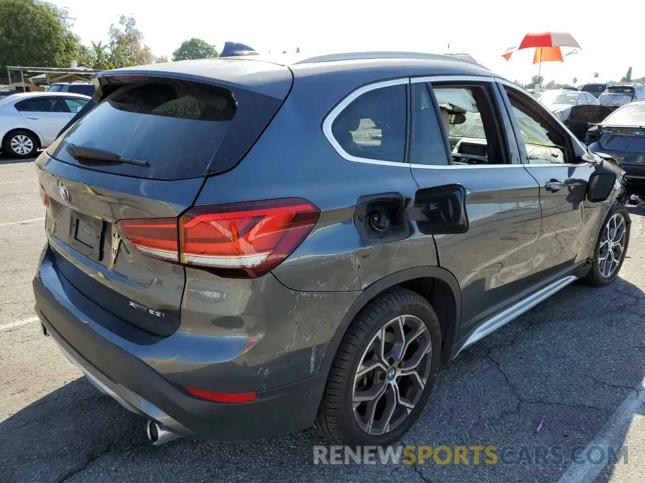 4 Photograph of a damaged car WBXJG9C05M5T30521 BMW X1 2021