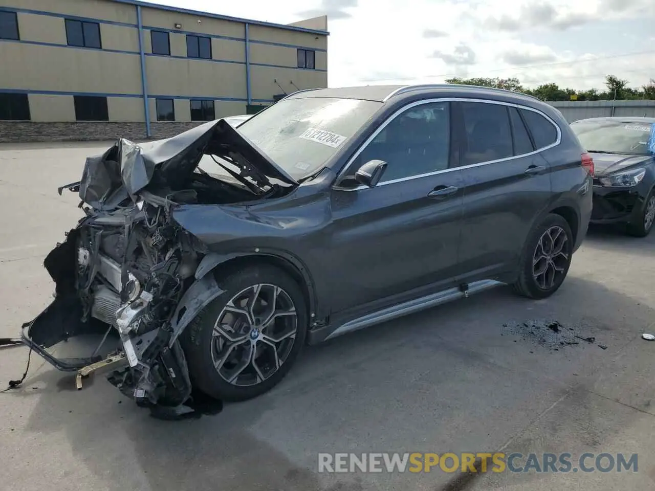 1 Photograph of a damaged car WBXJG9C05M5T54026 BMW X1 2021