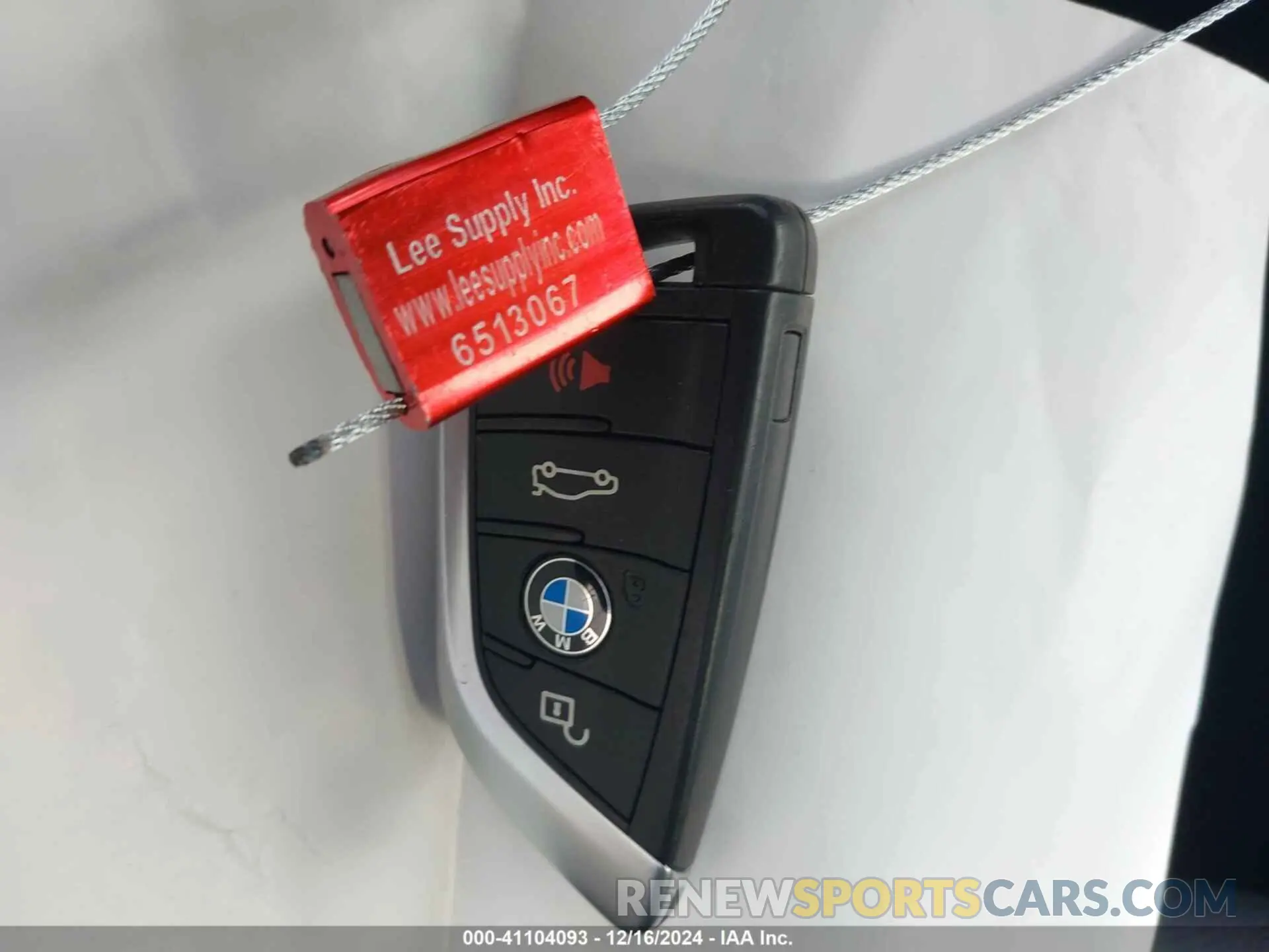 11 Photograph of a damaged car WBXJG9C06M5S06211 BMW X1 2021