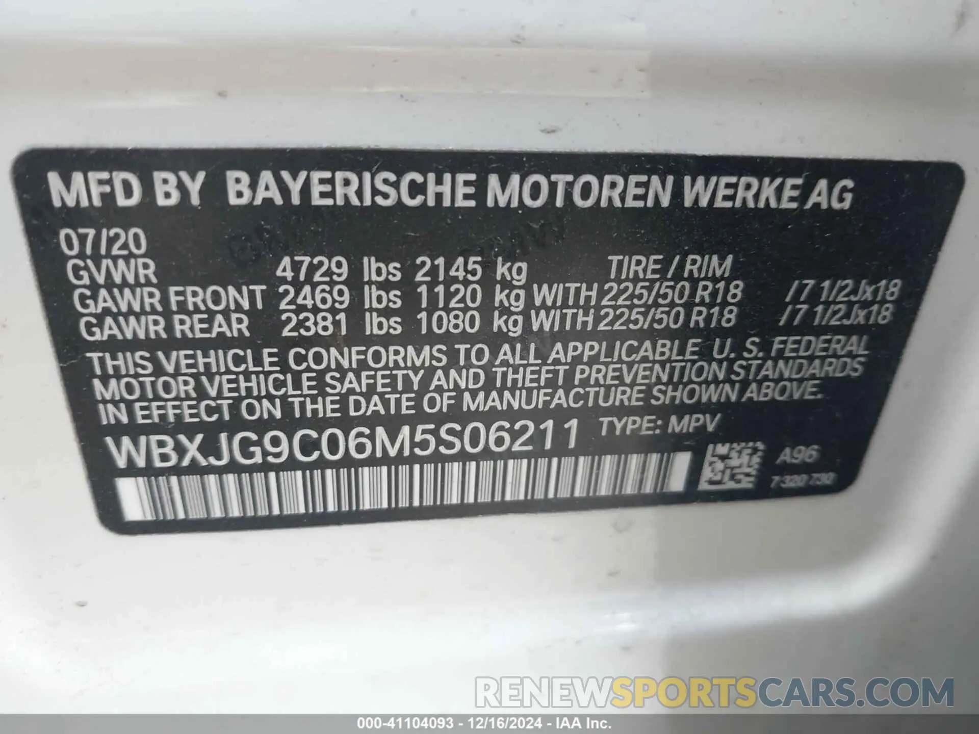 9 Photograph of a damaged car WBXJG9C06M5S06211 BMW X1 2021