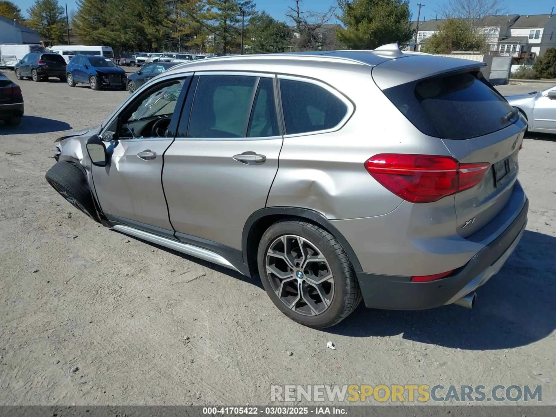 3 Photograph of a damaged car WBXJG9C06M5S85511 BMW X1 2021