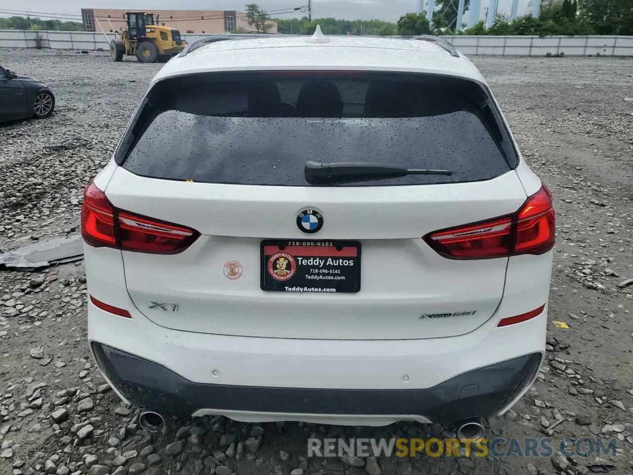 6 Photograph of a damaged car WBXJG9C07M3M67312 BMW X1 2021