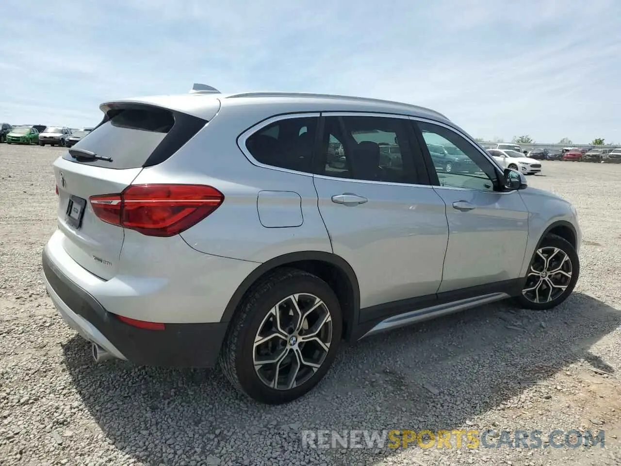 3 Photograph of a damaged car WBXJG9C07M5S85128 BMW X1 2021