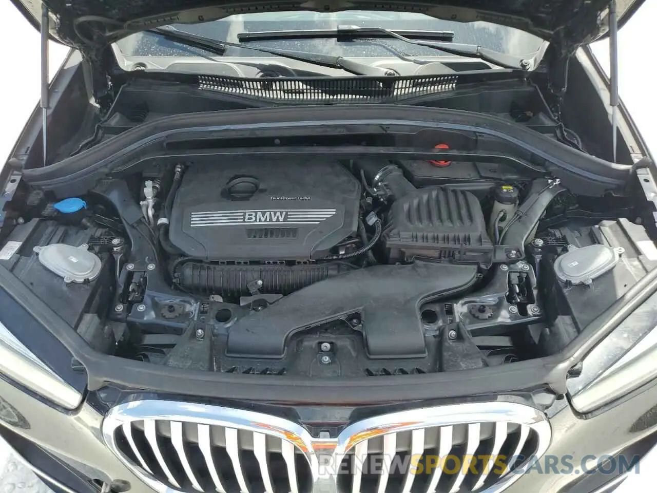 12 Photograph of a damaged car WBXJG9C08M5T59270 BMW X1 2021