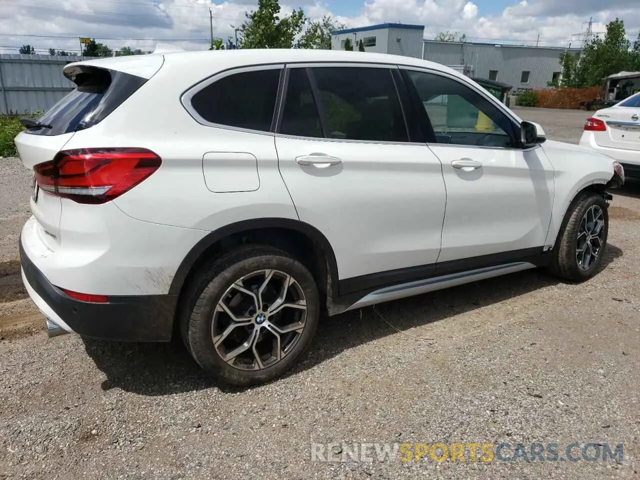 3 Photograph of a damaged car WBXJG9C08M5U13361 BMW X1 2021