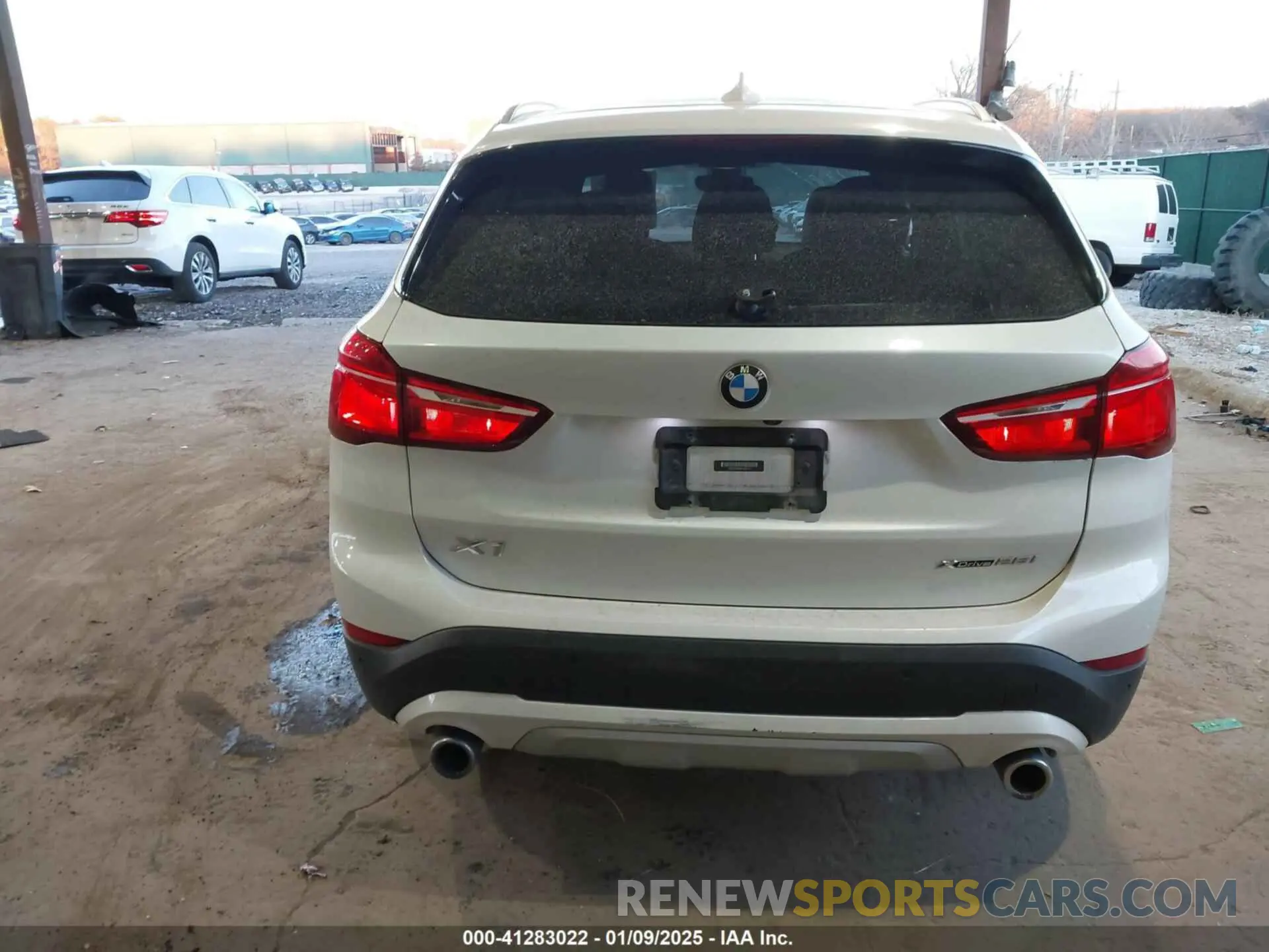 16 Photograph of a damaged car WBXJG9C09M5S55144 BMW X1 2021