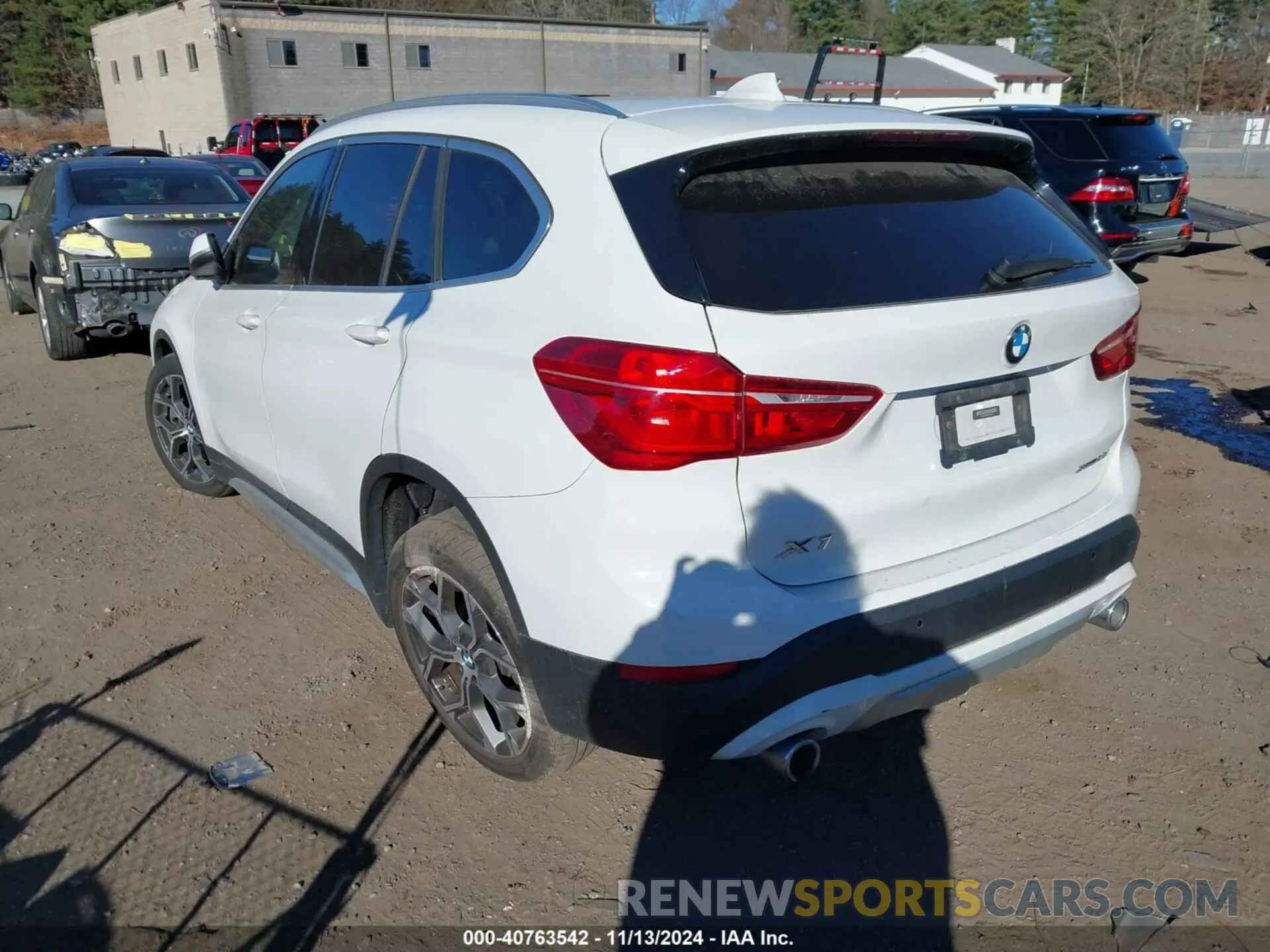 3 Photograph of a damaged car WBXJG9C09M5T58113 BMW X1 2021