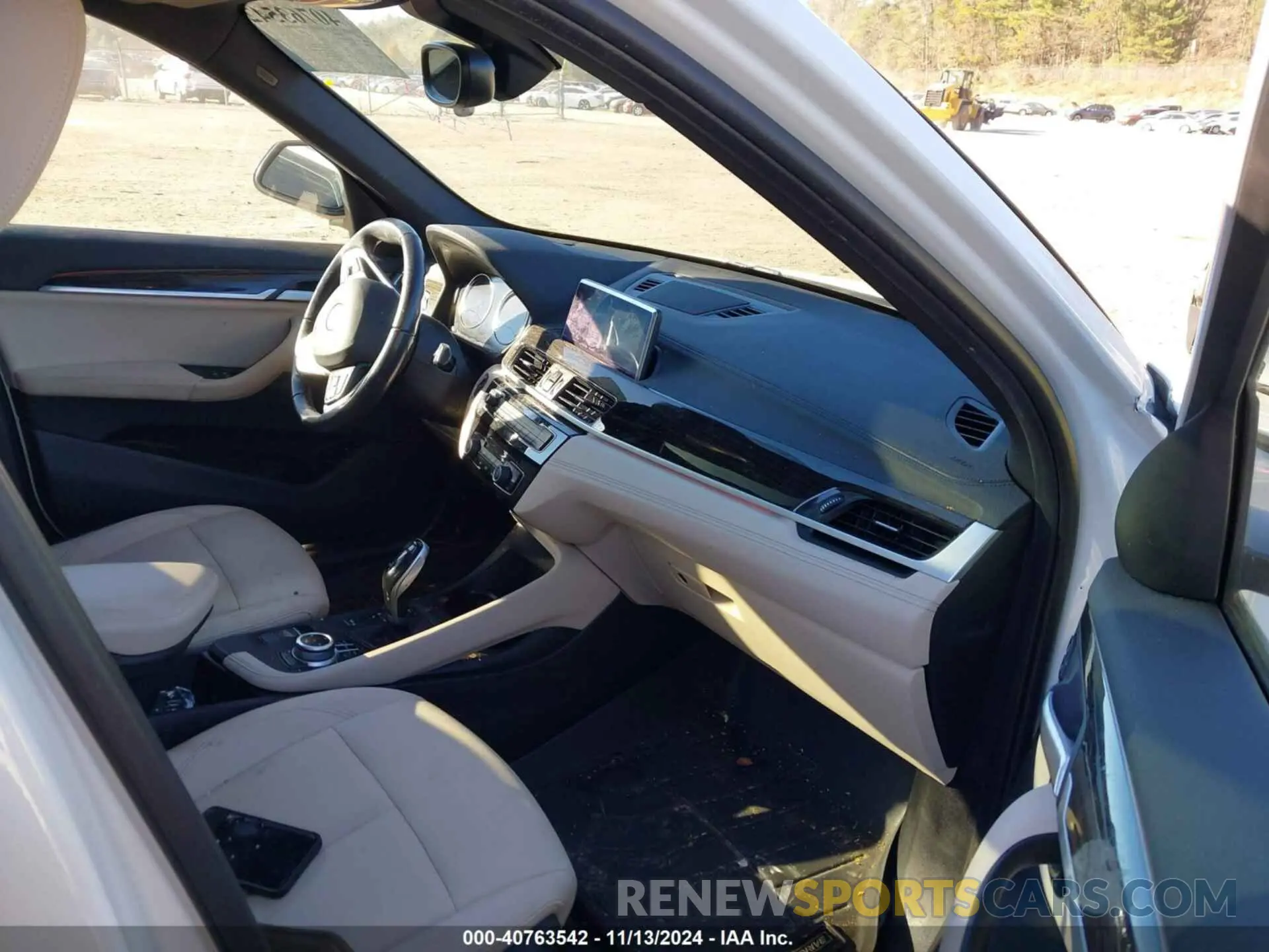 5 Photograph of a damaged car WBXJG9C09M5T58113 BMW X1 2021