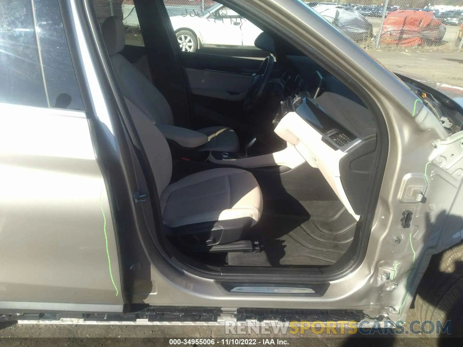 5 Photograph of a damaged car WBXJG9C09M5U47535 BMW X1 2021