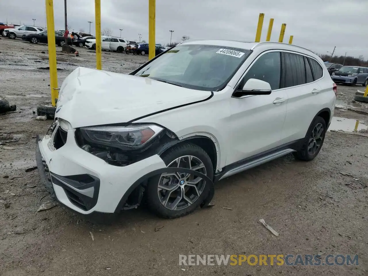 1 Photograph of a damaged car WBXJG9C0XM5U13183 BMW X1 2021