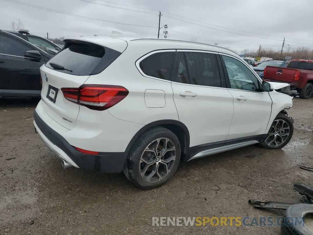 3 Photograph of a damaged car WBXJG9C0XM5U13183 BMW X1 2021