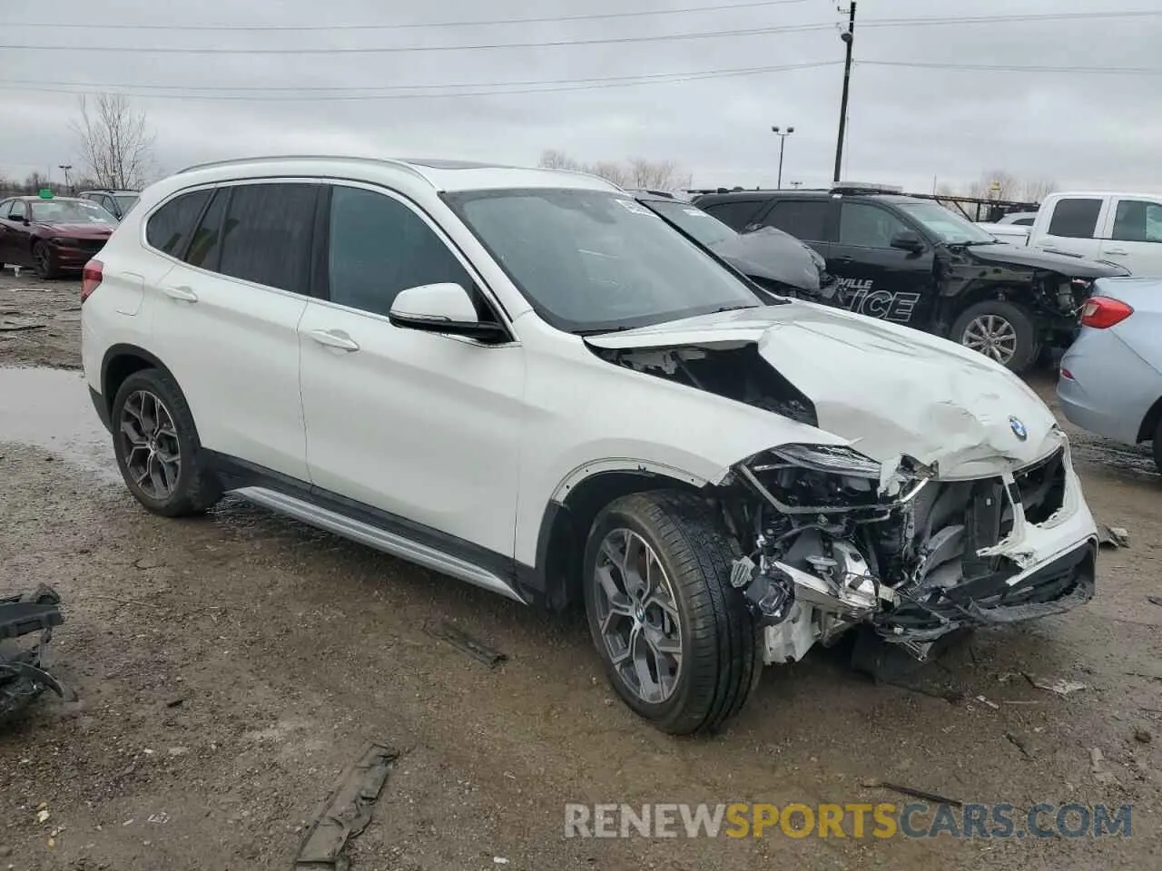 4 Photograph of a damaged car WBXJG9C0XM5U13183 BMW X1 2021
