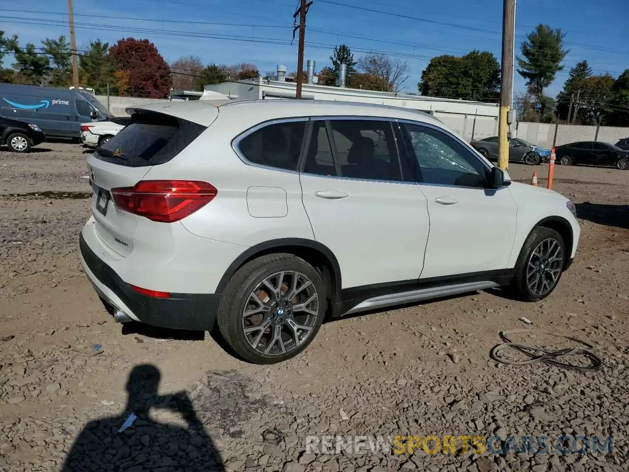 3 Photograph of a damaged car WBXJG9C0XM5U25950 BMW X1 2021