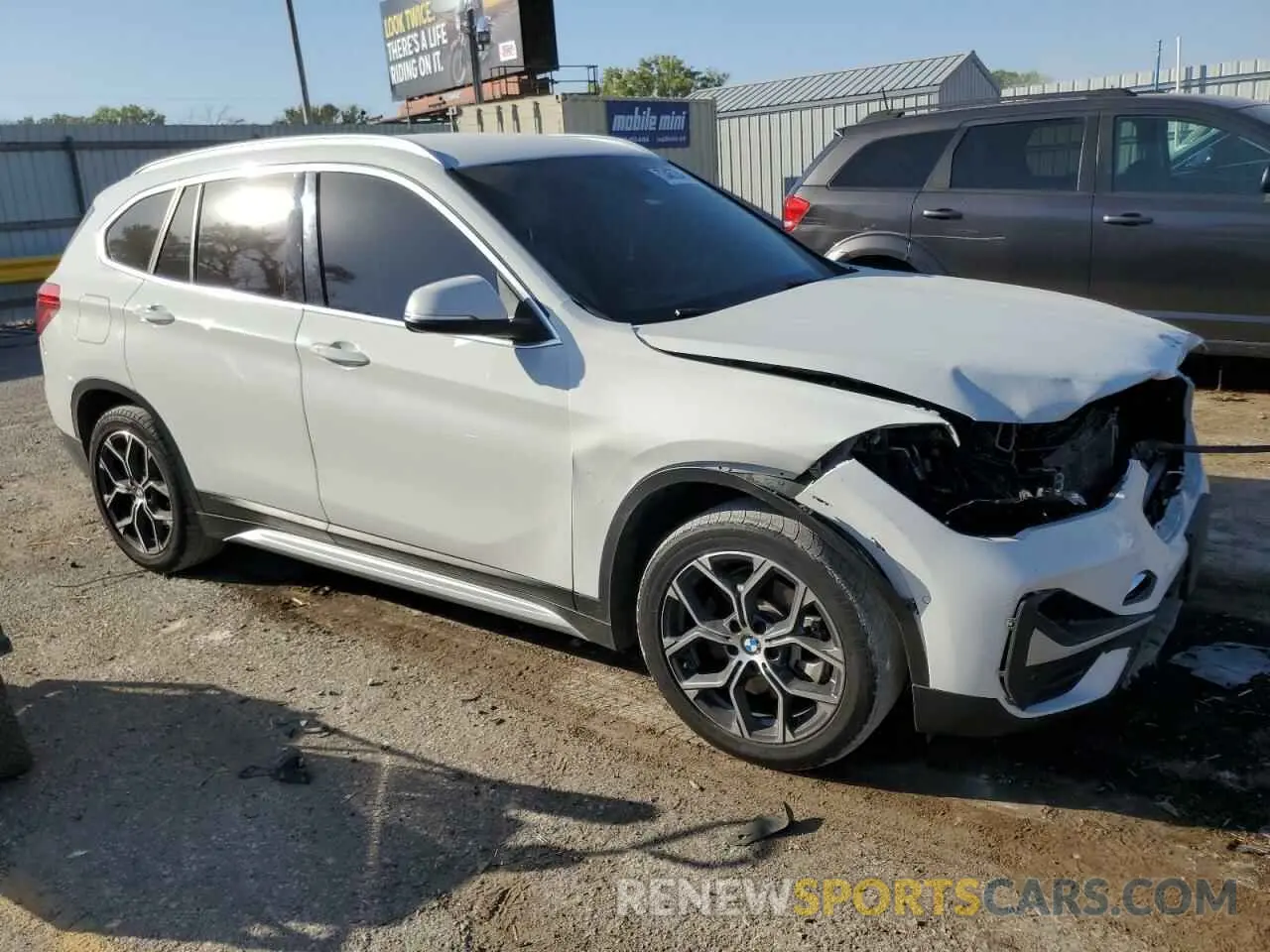4 Photograph of a damaged car WBXJG7C00N5U55402 BMW X1 2022