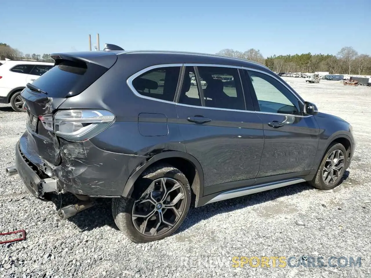 3 Photograph of a damaged car WBXJG7C00N5U61457 BMW X1 2022