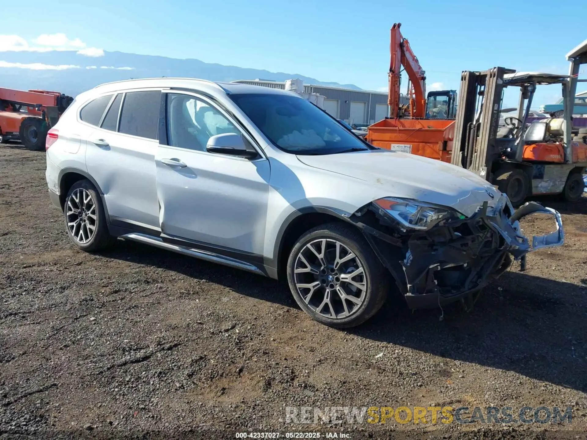 1 Photograph of a damaged car WBXJG7C00N5V35718 BMW X1 2022
