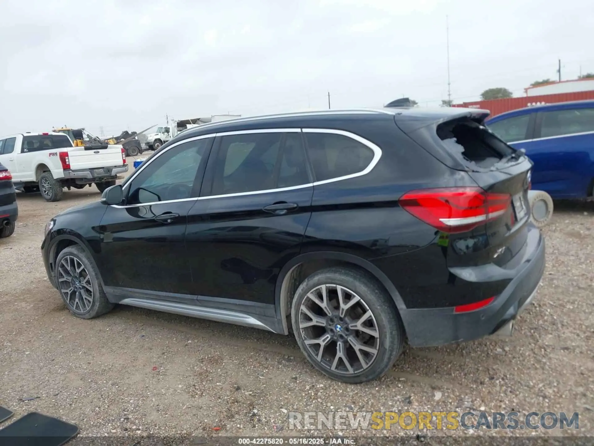14 Photograph of a damaged car WBXJG7C01N5U48877 BMW X1 2022