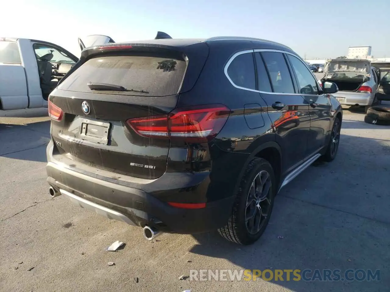 4 Photograph of a damaged car WBXJG7C06N5U83141 BMW X1 2022