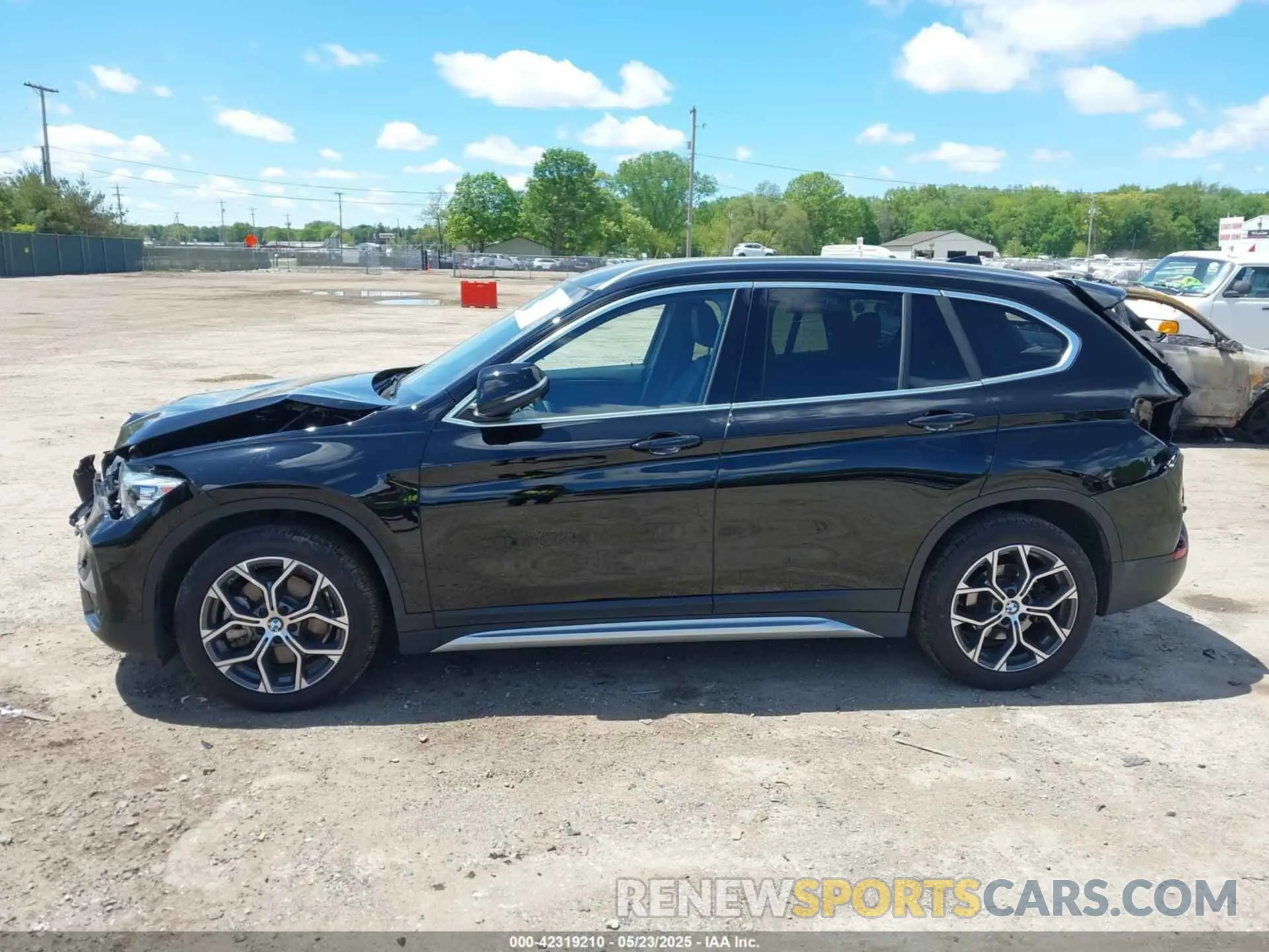 15 Photograph of a damaged car WBXJG9C00N5U64709 BMW X1 2022