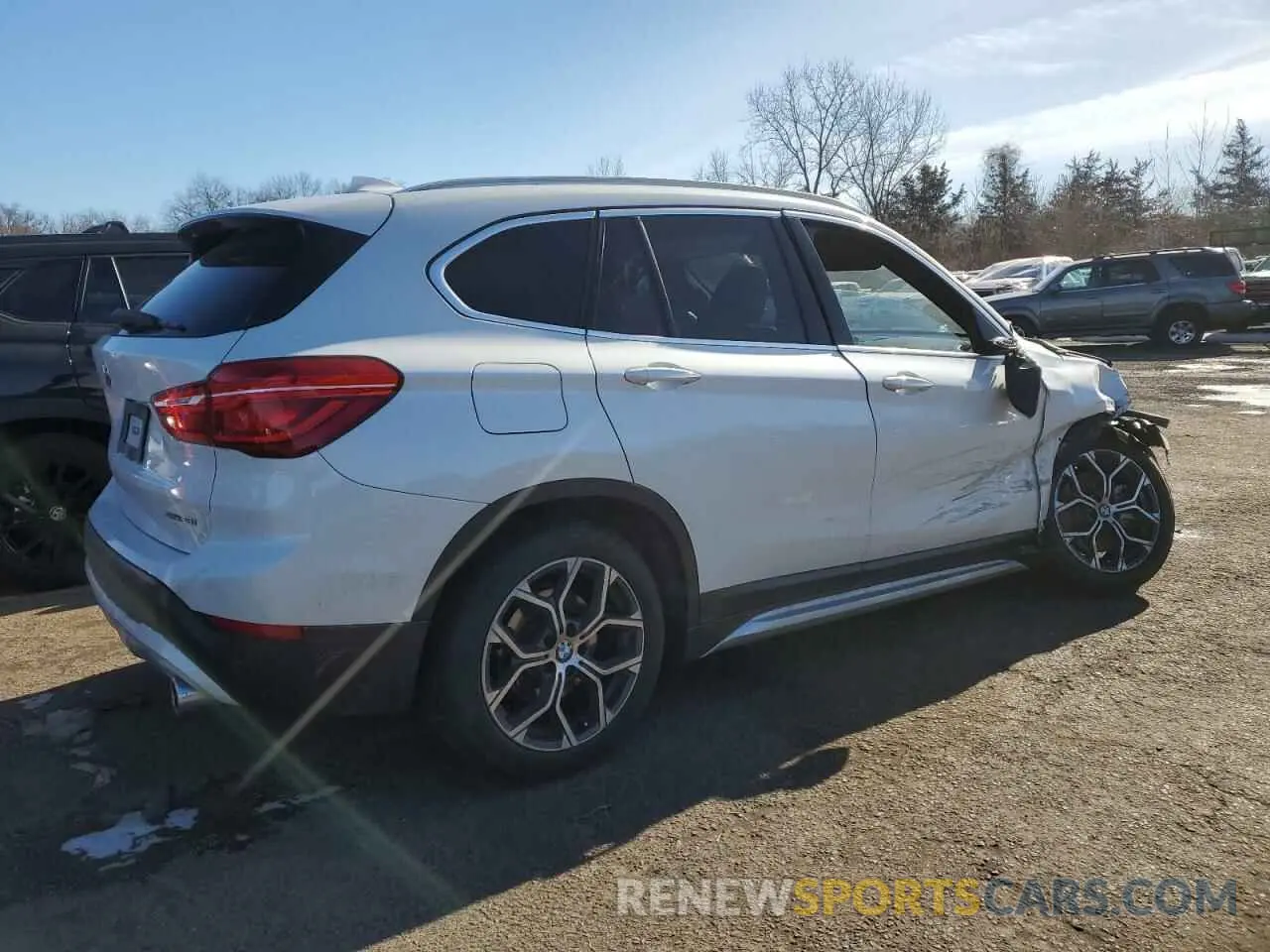 3 Photograph of a damaged car WBXJG9C04N5U59562 BMW X1 2022