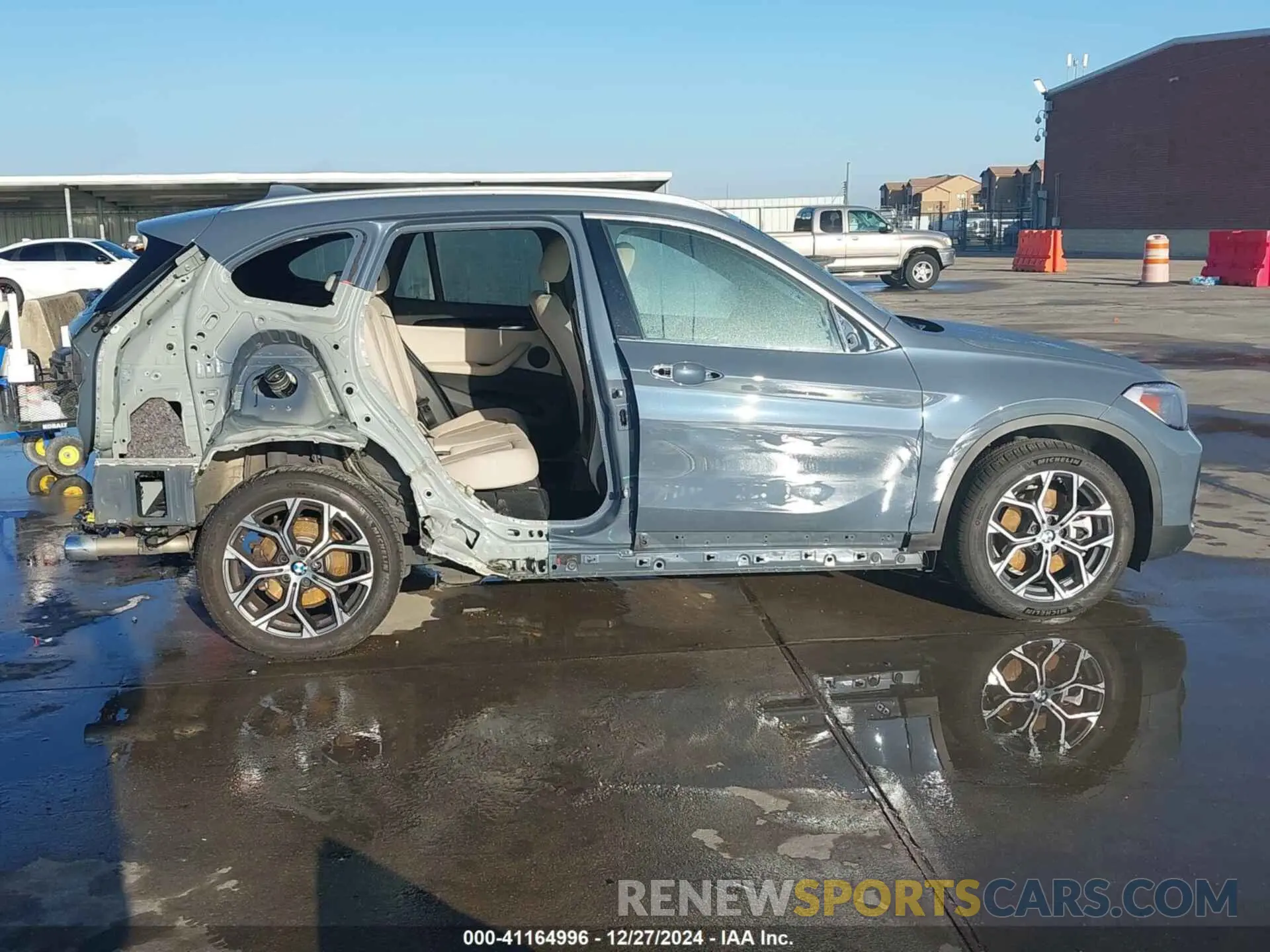 14 Photograph of a damaged car WBXJG9C07N5U67333 BMW X1 2022