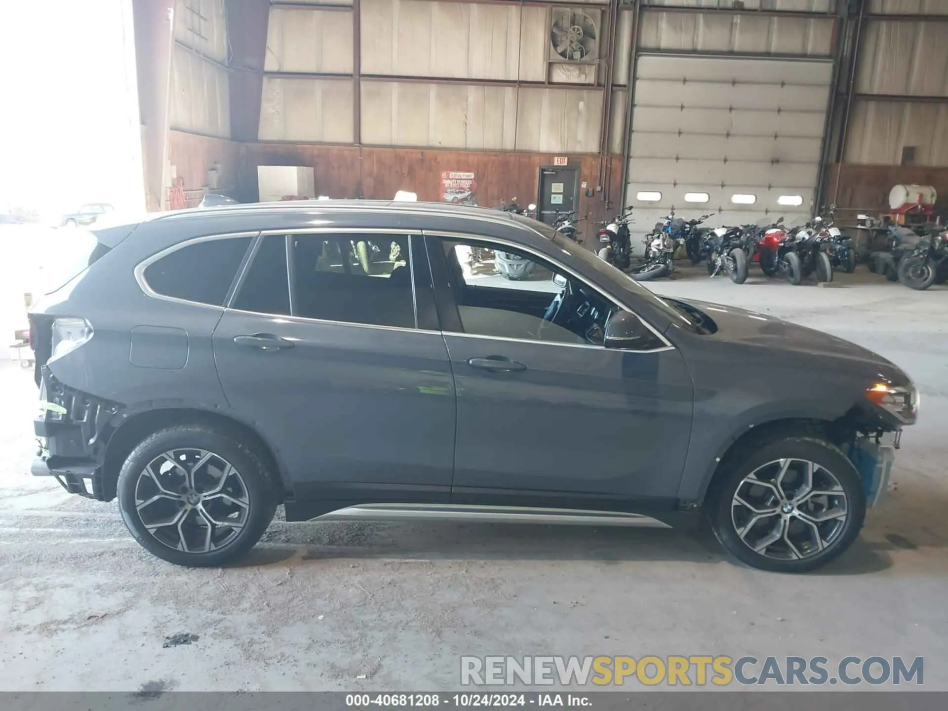 13 Photograph of a damaged car WBXJG9C09N5U80729 BMW X1 2022