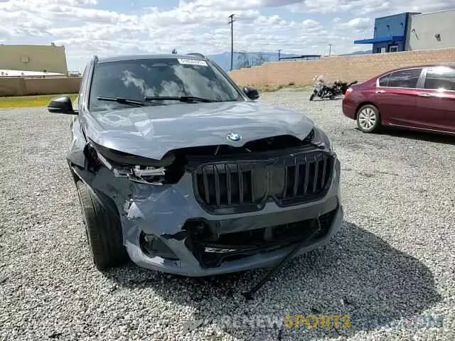 11 Photograph of a damaged car WBX73EF00P5W09504 BMW X1 2023