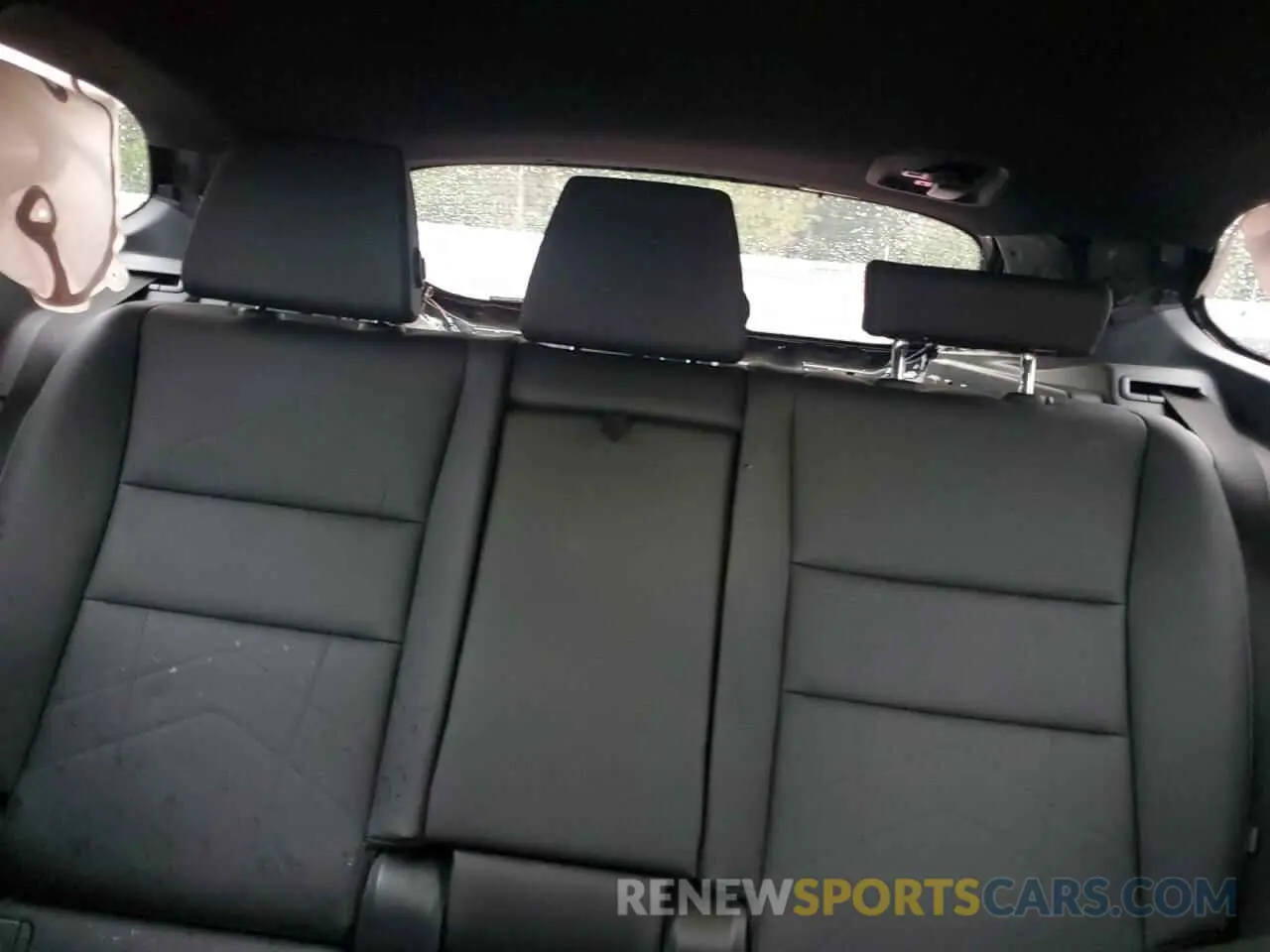 10 Photograph of a damaged car WBX73EF01P5V88419 BMW X1 2023