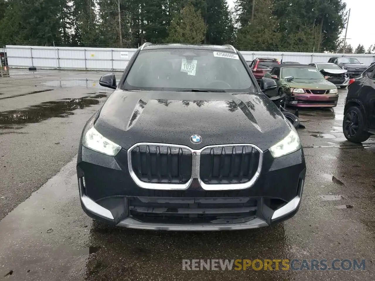 5 Photograph of a damaged car WBX73EF01P5V88419 BMW X1 2023