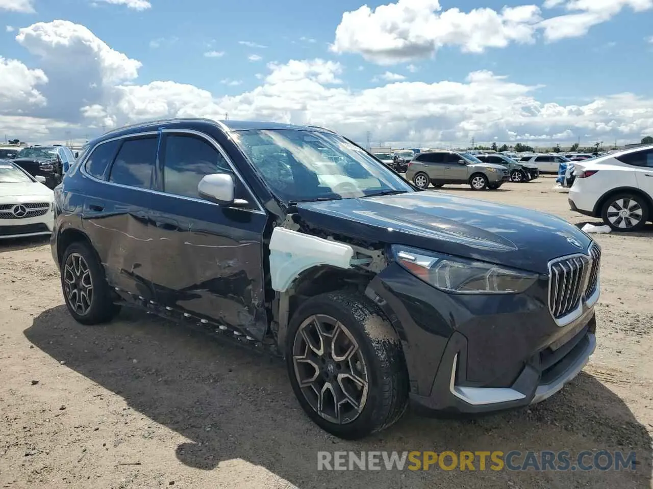4 Photograph of a damaged car WBX73EF01P5X63171 BMW X1 2023
