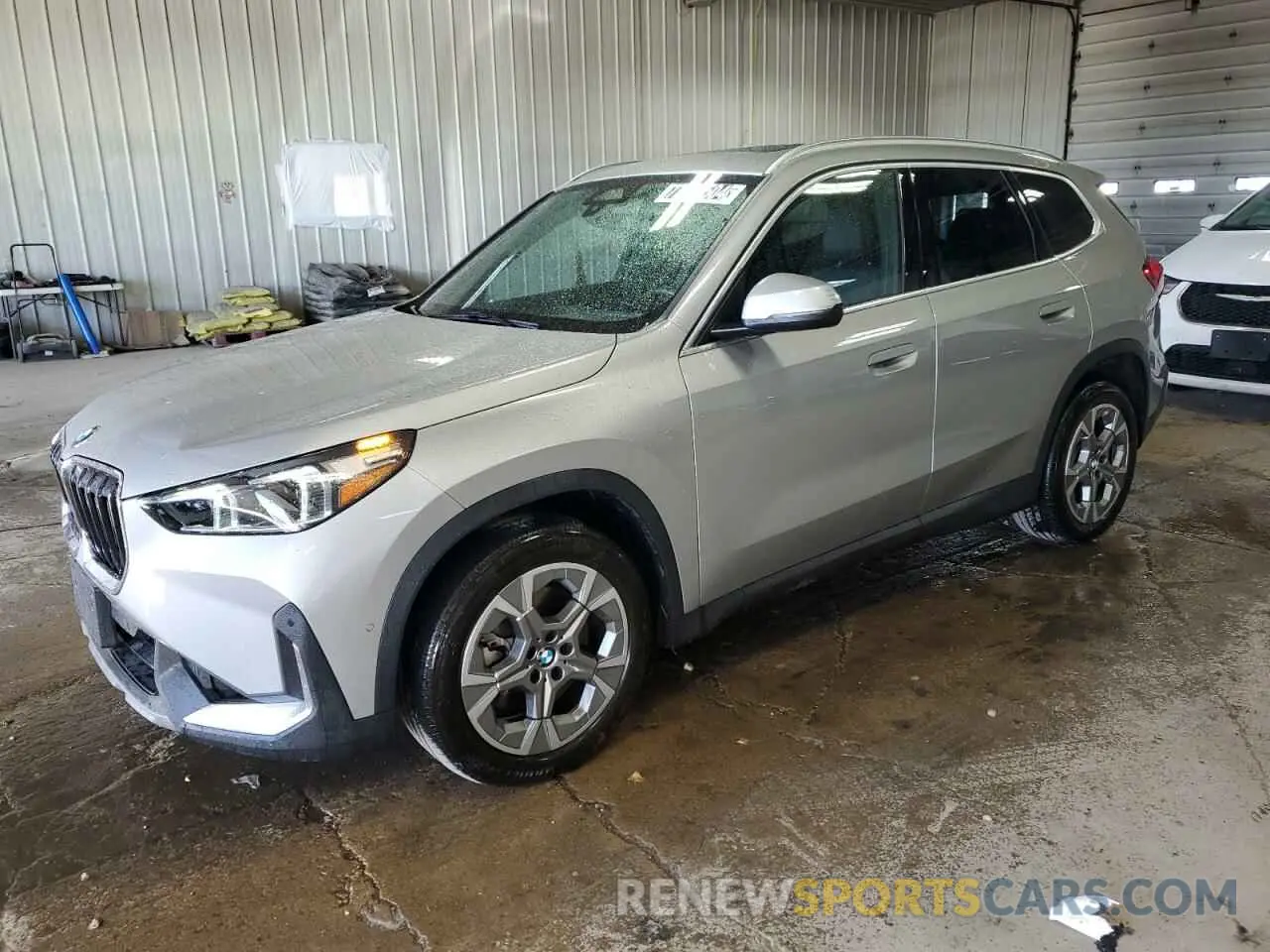 1 Photograph of a damaged car WBX73EF01P5X65308 BMW X1 2023