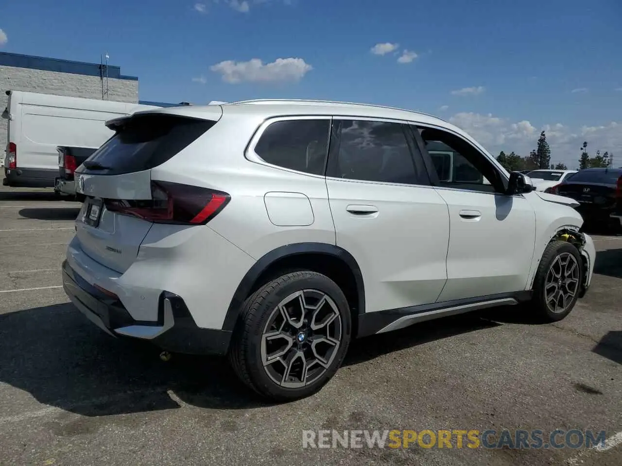 3 Photograph of a damaged car WBX73EF02P5W88156 BMW X1 2023