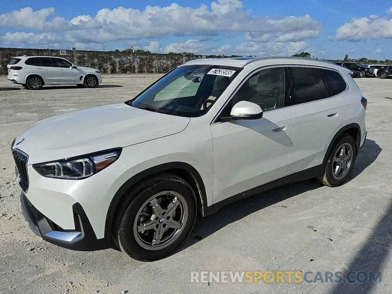 1 Photograph of a damaged car WBX73EF02P5X84109 BMW X1 2023