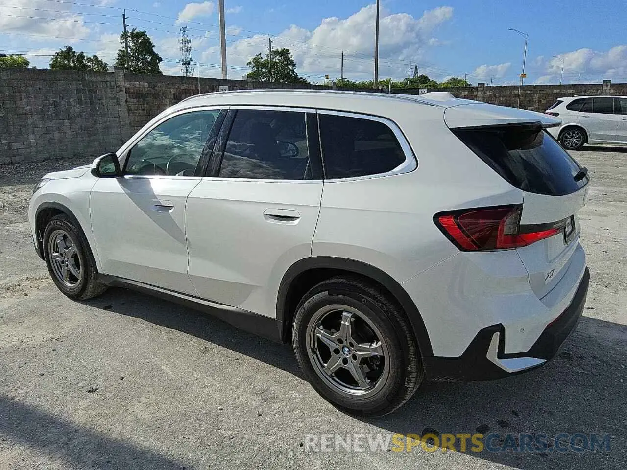 2 Photograph of a damaged car WBX73EF02P5X84109 BMW X1 2023