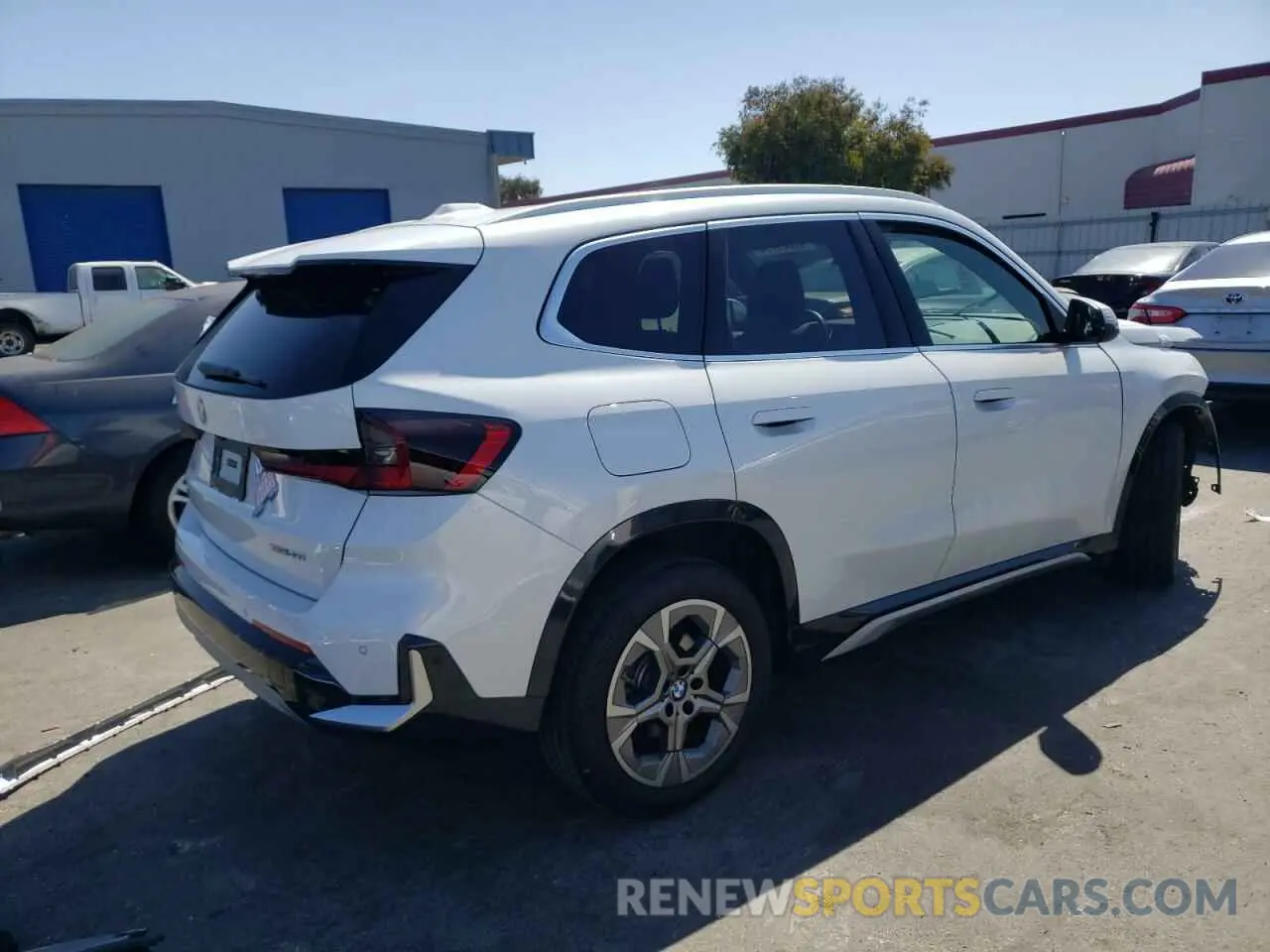 3 Photograph of a damaged car WBX73EF02P5Y19019 BMW X1 2023