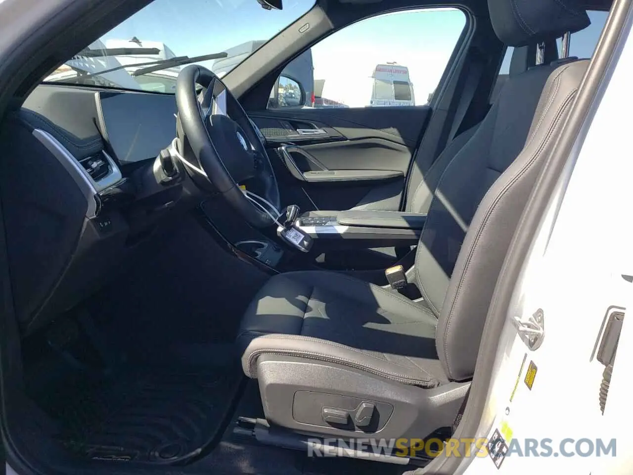 7 Photograph of a damaged car WBX73EF02P5Y19019 BMW X1 2023