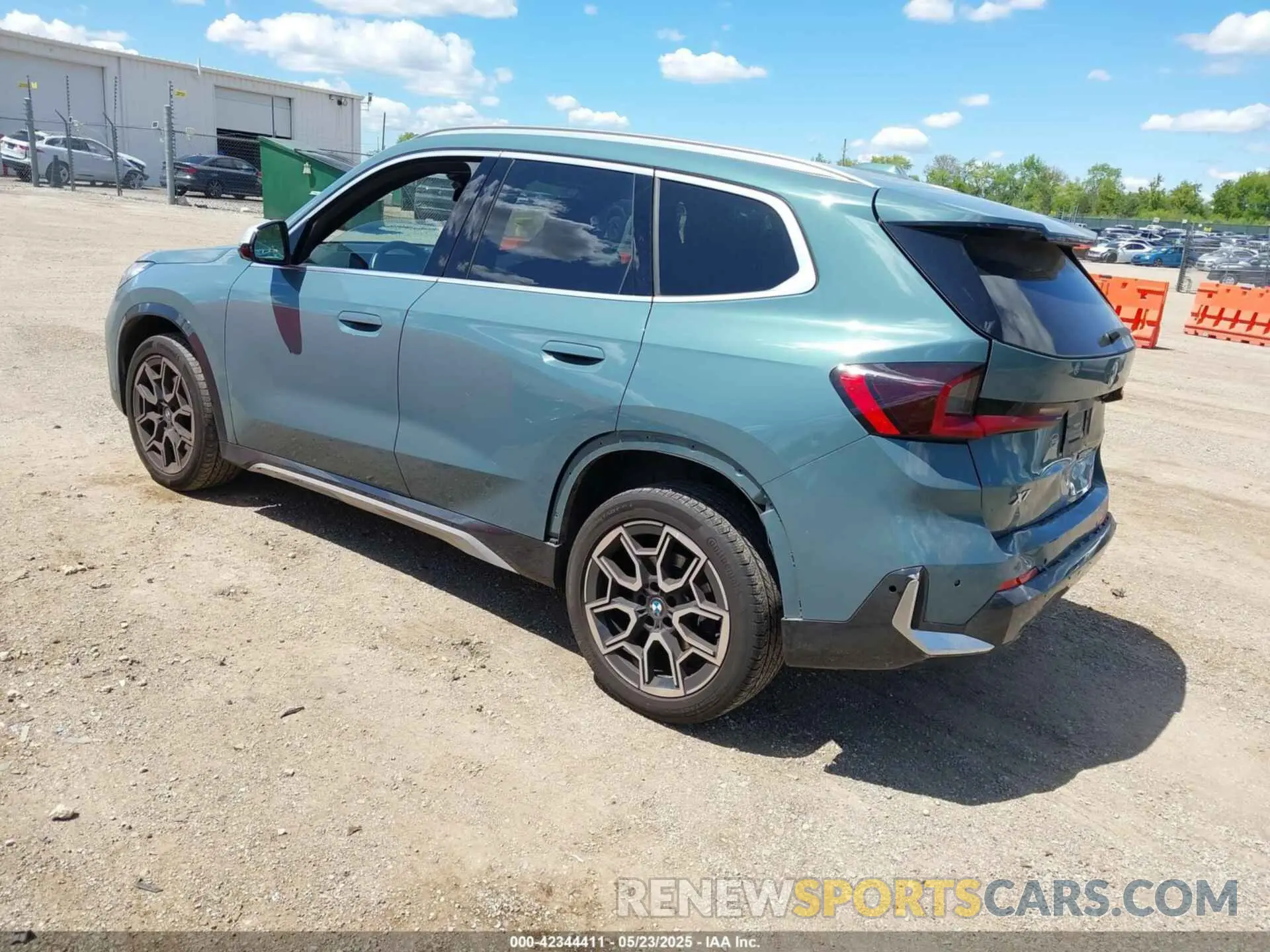 3 Photograph of a damaged car WBX73EF03P5V77700 BMW X1 2023