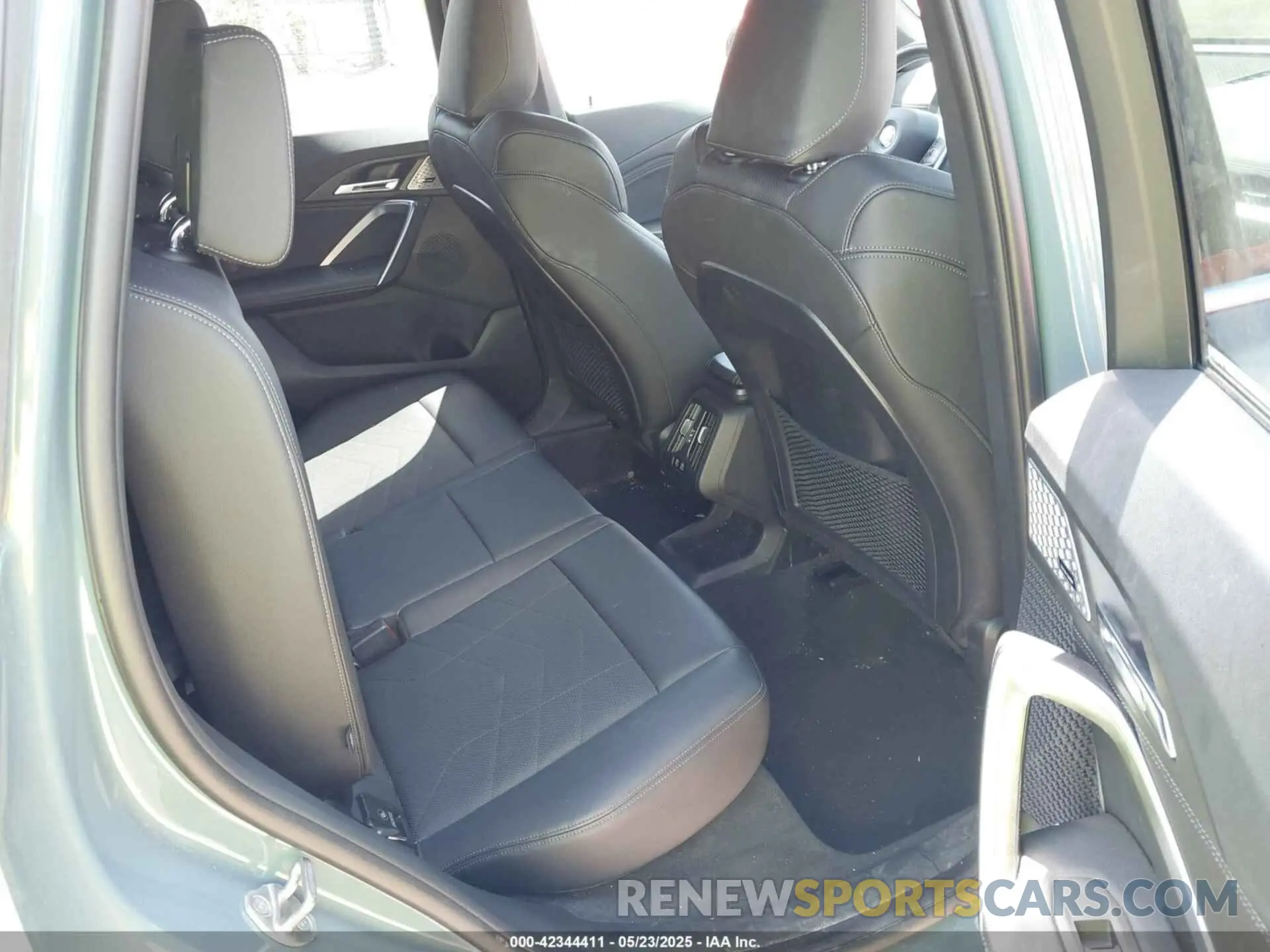 8 Photograph of a damaged car WBX73EF03P5V77700 BMW X1 2023