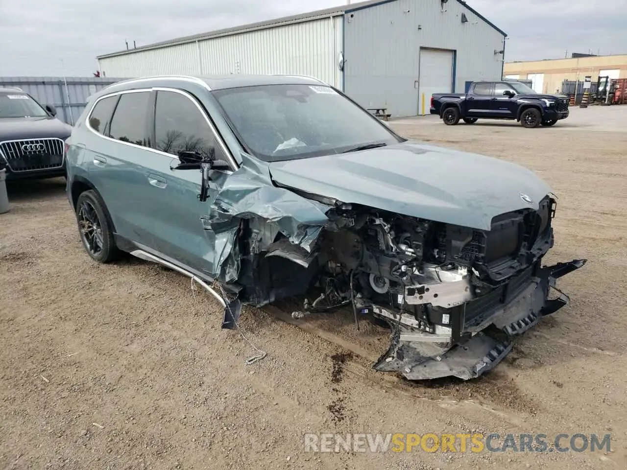 4 Photograph of a damaged car WBX73EF03P5X25103 BMW X1 2023